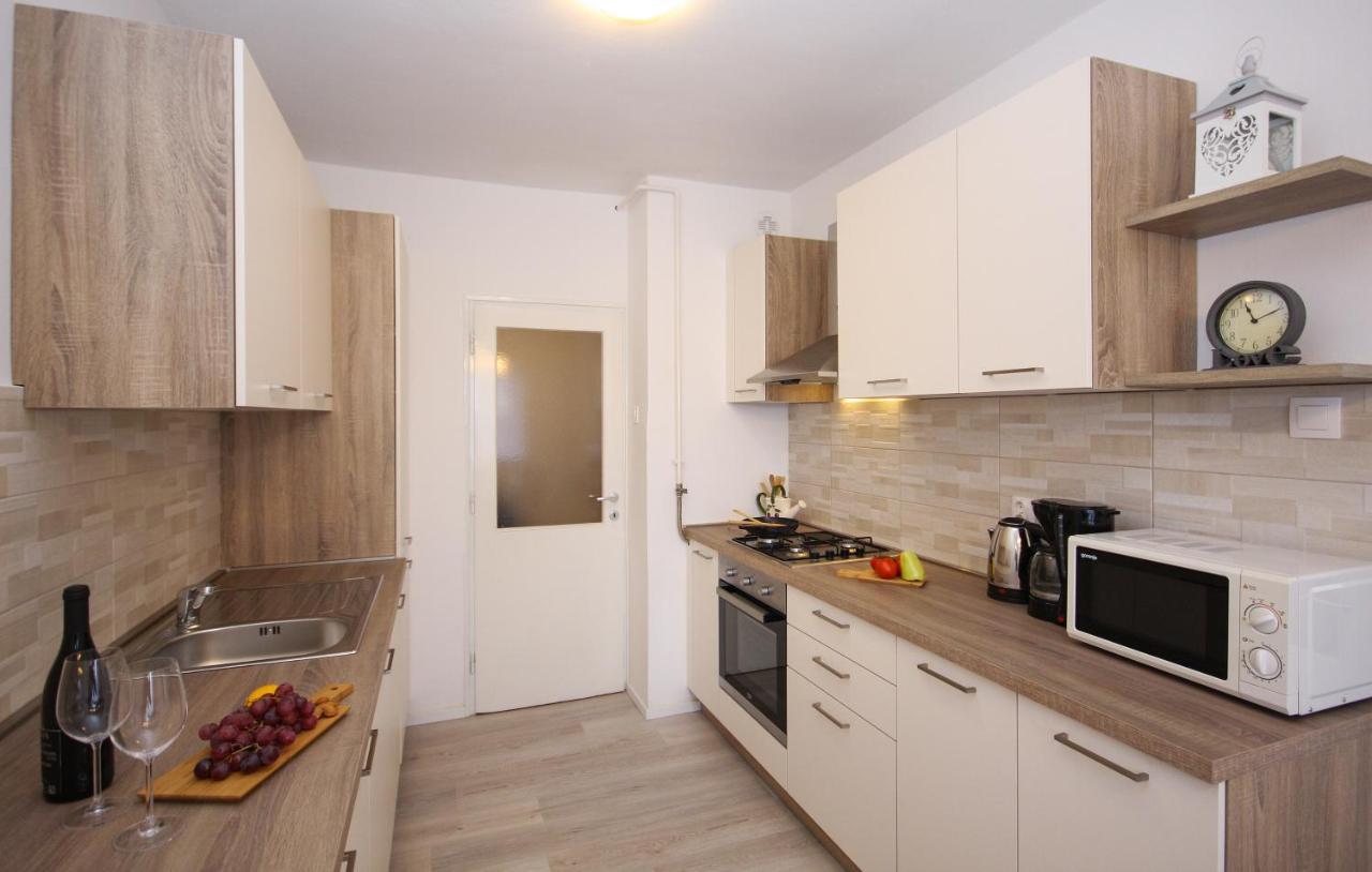 Apartman Nonno Pula Exterior photo